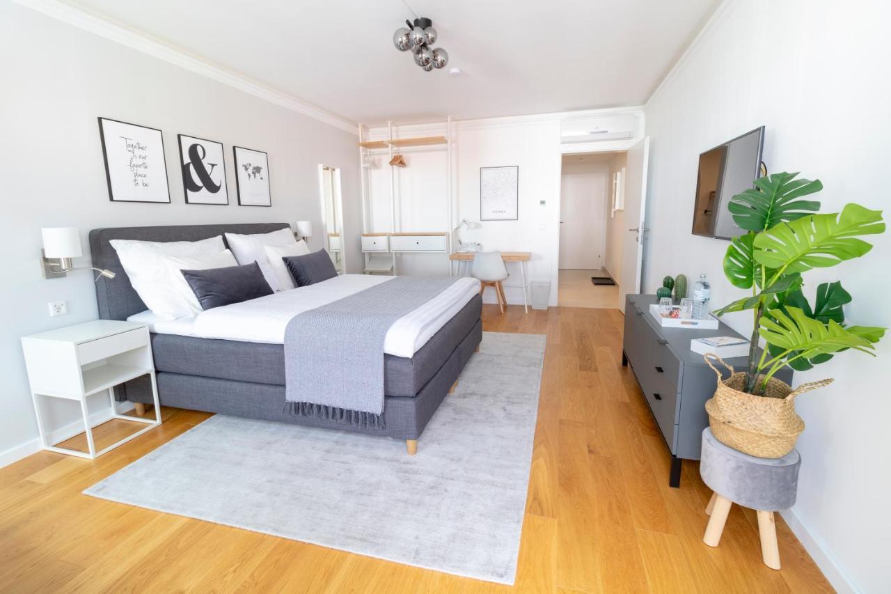 Boutique Sky City Apt. With Balcony / Top Spot Wien Eksteriør billede